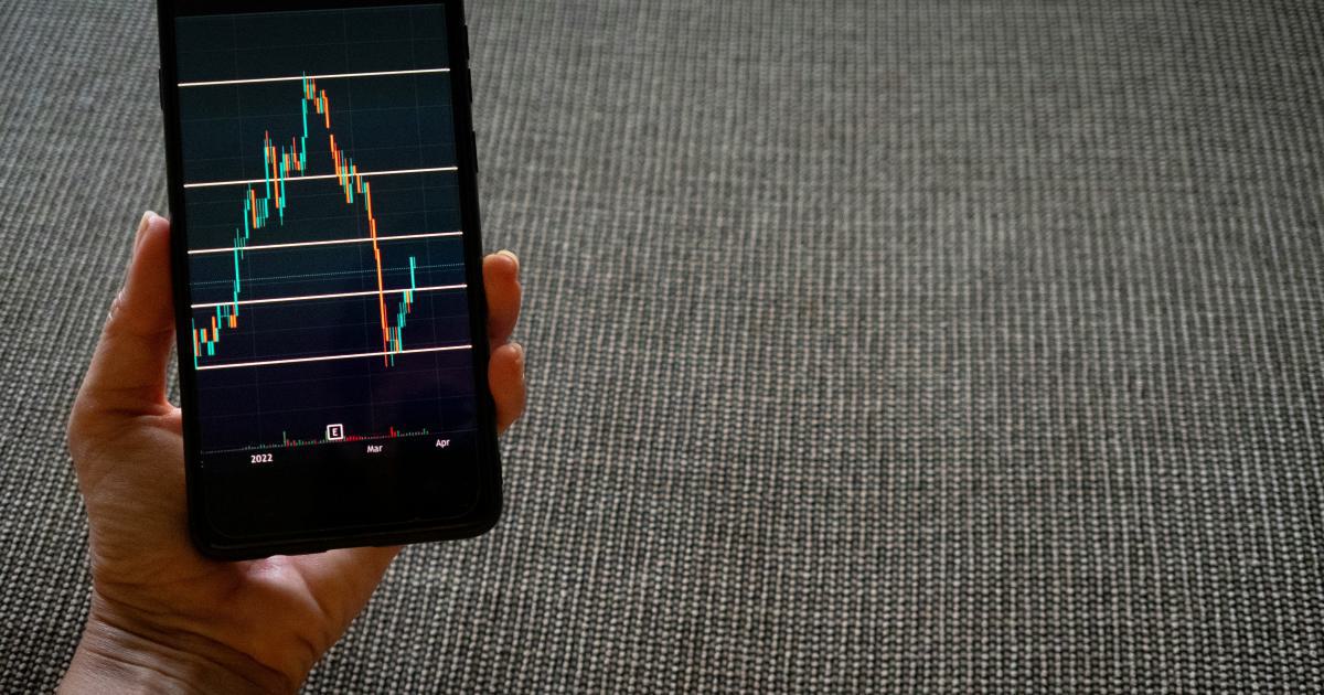 Trader in Deep Thought with Chart