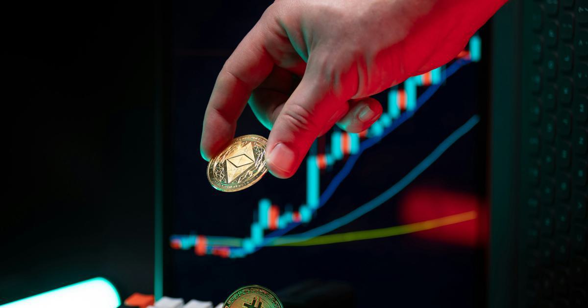 Financial Graph Analysis